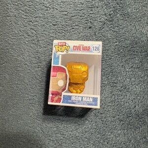 Funko Bitty Pop! Marvel Infinity Saga Iron Man (Gold) #126
